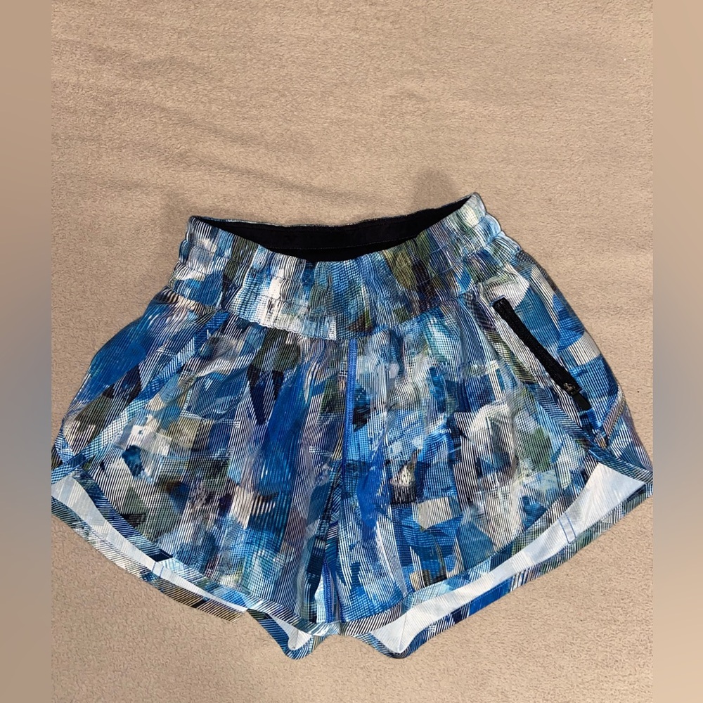 lululemon athletica Blue Abstract Women's Athletic Shorts Size 4